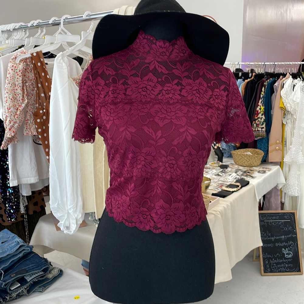 Guess lace crop top